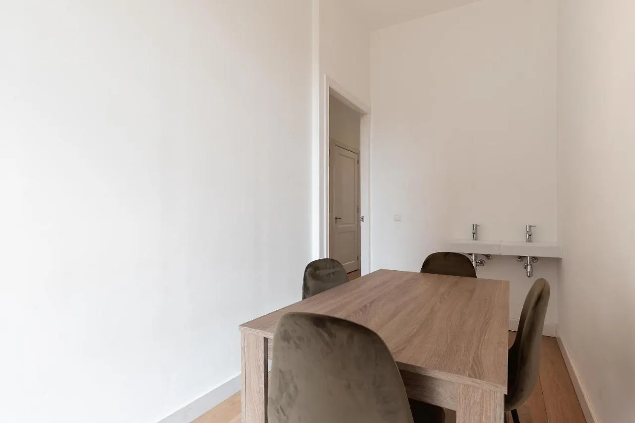 Comfortable Central Apartment With Private Balcony Amsterdam