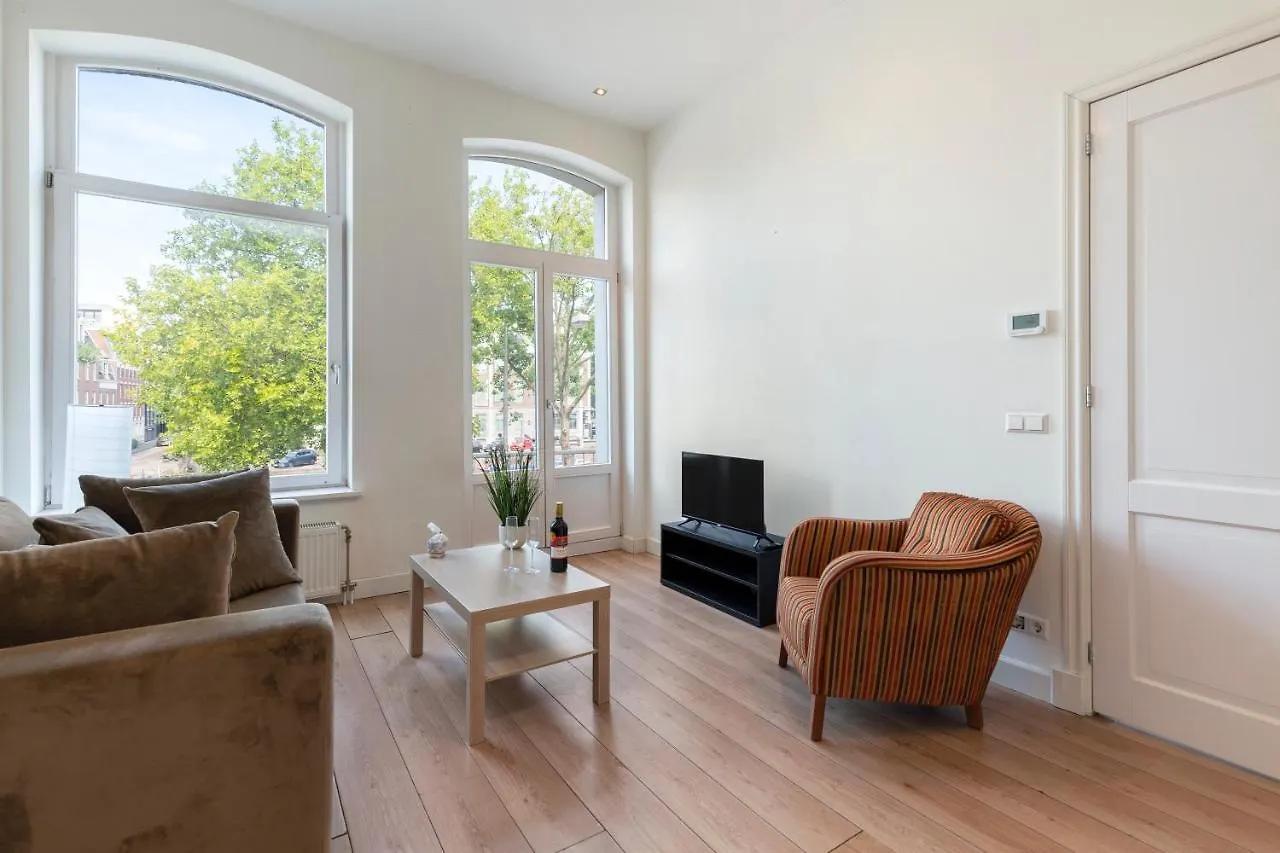 Comfortable Central Apartment With Private Balcony Amsterdam