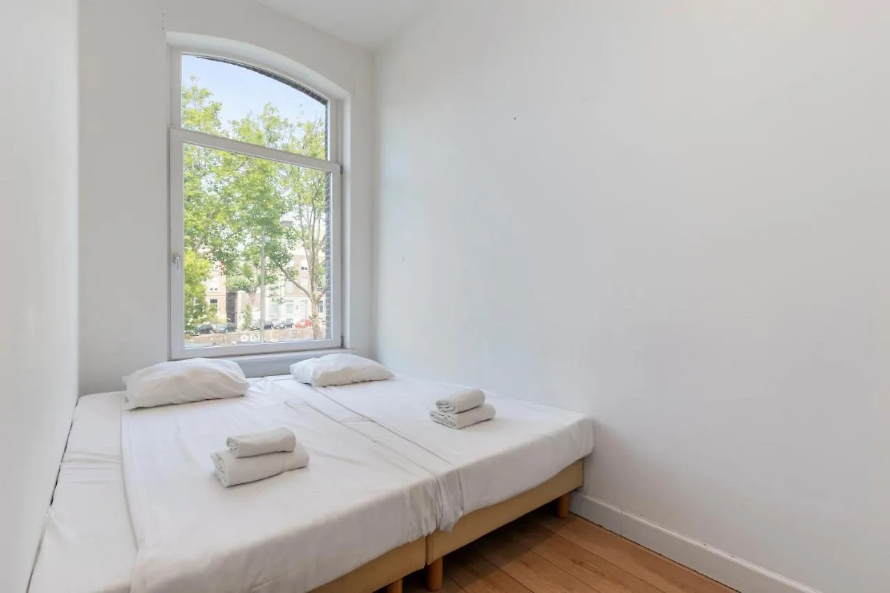 Comfortable Central Apartment With Private Balcony Amsterdam